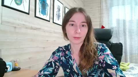 Anna  online show from May 2, 2:12 pm