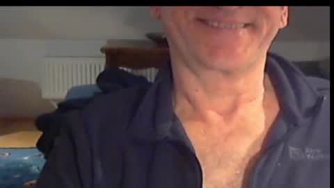 Wuki online show from March 5, 9:59 pm