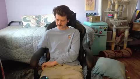 Wyatt online show from November 14, 8:00 pm