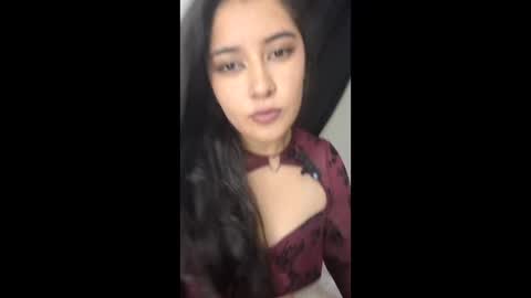 Adeline online show from January 10, 8:09 am