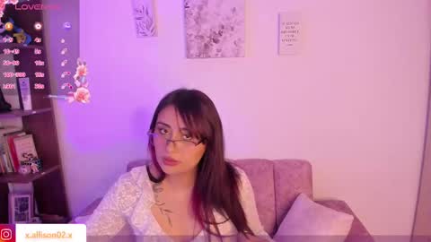 Snapshot of x_allison02x chatting on October 8, 9:32 pm Allison online show from October 8, 9:32 pm