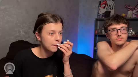 Philipp and Este online show from August 6, 3:04 am
