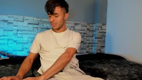 Harold online show from April 16, 9:39 pm