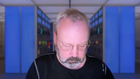 Snapshot of xarkevis chatting on September 13, 8:22 pm X4RK3V15 online show from September 13, 8:22 pm