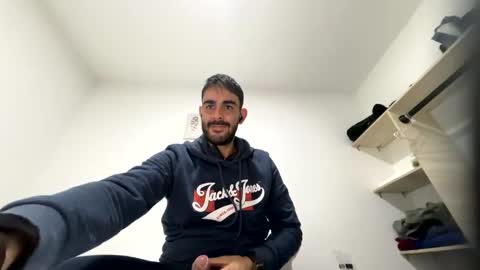 xavi3200 online show from December 4, 1:47 pm