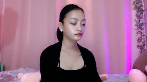 Sachi Cy online show from February 9, 5:19 am