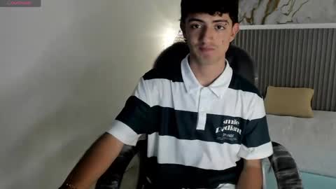 xebastwink online show from April 4, 7:32 pm