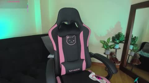 Kanae. online show from October 28, 11:06 pm