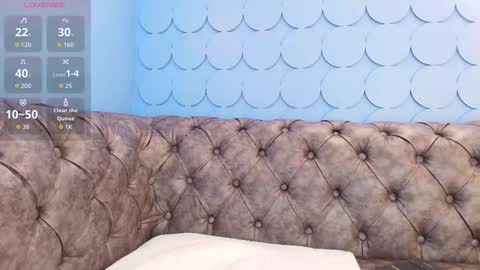 Xiomara online show from March 8, 5:17 pm