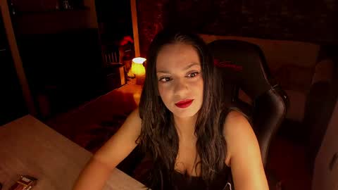 Lara online show from May 21, 9:21 pm