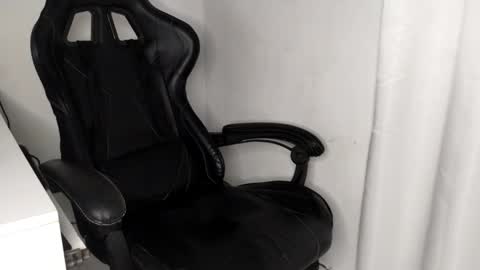 xmaxwel online show from January 15, 4:10 am