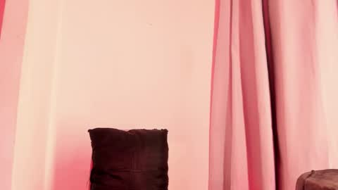 xmistresspervet online show from December 14, 12:55 pm