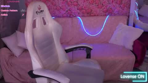 Monica online show from March 27, 8:26 am