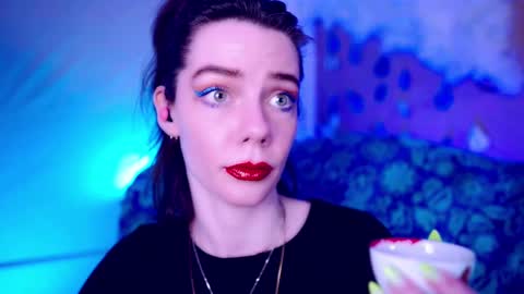 Bella Bondai online show from September 18, 10:41 am