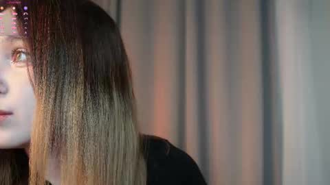 Milana online show from November 25, 6:45 am