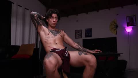   online show from November 12, 4:37 am