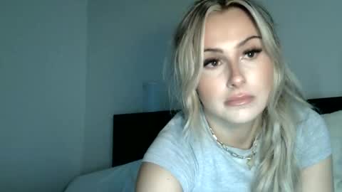 Lacey Loo online show from June 7, 6:35 pm