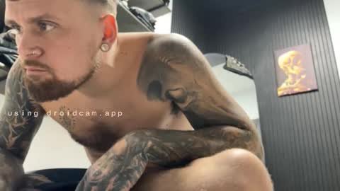 xristboy666 online show from January 11, 12:44 pm