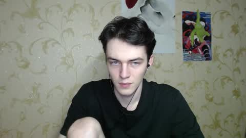 traqqq online show from February 9, 10:01 pm