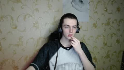 traqqq online show from March 6, 9:14 pm