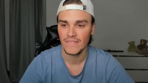 raul online show from October 21, 2:16 am