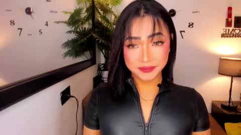 xxasian_goddessxx online show from March 26, 7:24 am