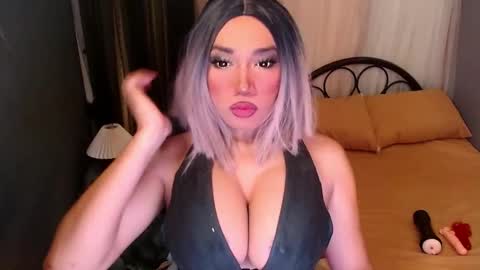 Snapshot of xxcinddyxx chatting on September 9, 10:15 am cinddy online show from September 9, 10:15 am