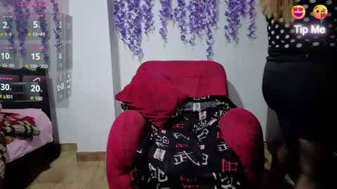 xxmilexx online show from July 23, 10:57 am
