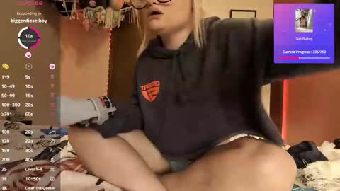 Nicole online show from September 20, 12:02 am