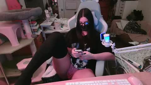 coco online show from November 9, 3:54 am