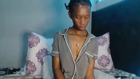 xxsexytalia28 online show from February 19, 10:53 pm