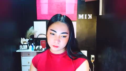 xxslutty kim online show from December 14, 12:50 am