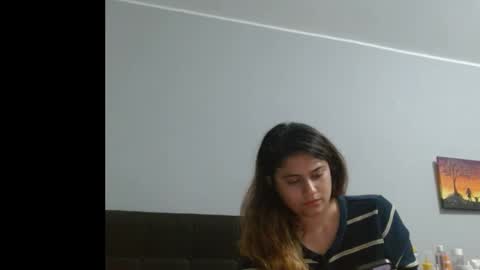 Sophi 3 online show from December 7, 12:25 am