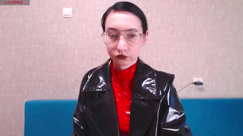 Andariel online show from September 17, 1:47 pm