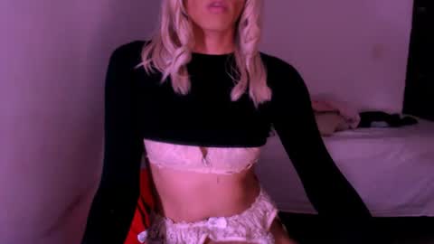 Chiara online show from April 1, 2:23 am