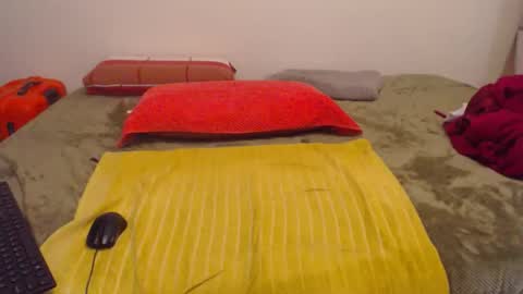 Ayanda online show from January 10, 2:11 pm