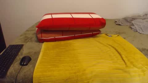 Ayanda online show from February 14, 8:00 pm