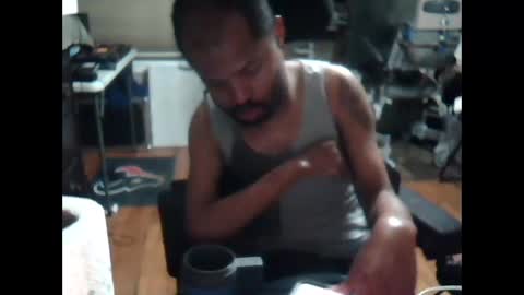 xxxonwheelz online show from November 9, 4:27 am