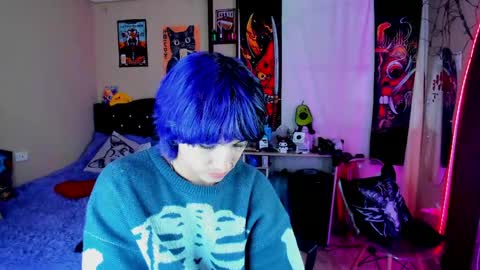 xzerox_ online show from May 15, 9:33 pm