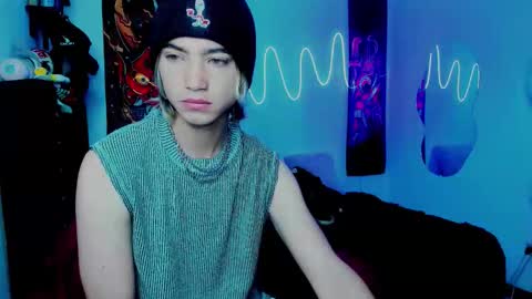 xzerox_ online show from September 12, 11:23 am