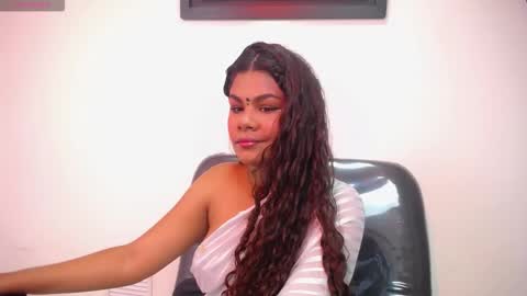 yazhini online show from March 16, 11:47 am