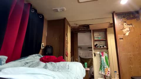 Yaboipdot online show from April 21, 5:14 am