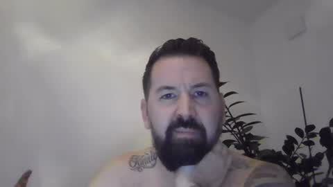 yakijoe online show from February 4, 11:08 pm