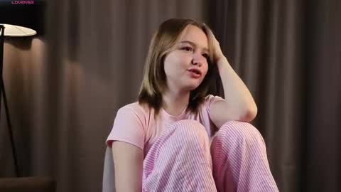 Kate online show from October 2, 1:10 pm