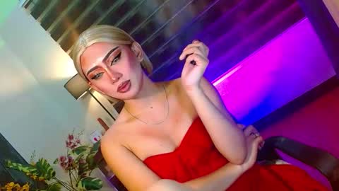 miss yasii online show from March 19, 6:13 pm