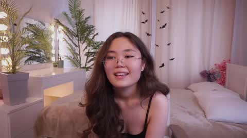 Nerida online show from October 31, 7:09 am