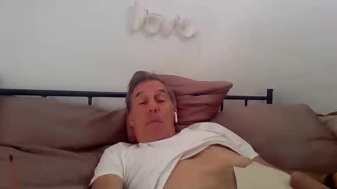 Snapshot of yeah_baby6988 chatting on October 18, 4:44 pm yeah_baby6988 online show from October 18, 4:44 pm