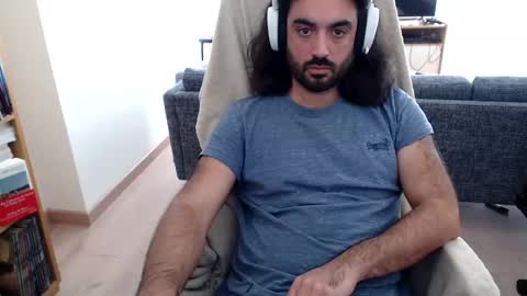 Snapshot of yeeaahoo chatting on October 31, 11:10 am yeeaahoo online show from October 31, 11:10 am