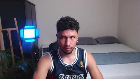 yeff online show from February 24, 12:13 am