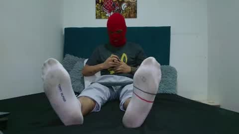 yeisongomezz online show from November 22, 11:57 pm